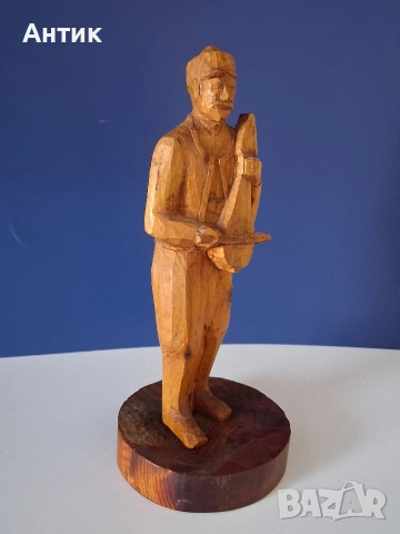 Стара Българска Дърворезба Гъдулар от Соца , снимка 3 - Други ценни предмети - 53644489