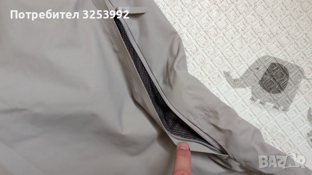 Водоусточив панталон Helly Hansen, снимка 3 - Панталони - 53579280