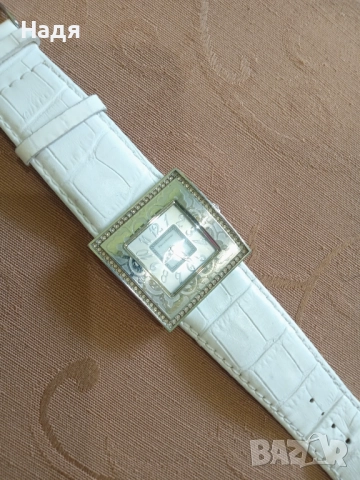 Часовник Paris Hilton, снимка 11 - Дамски - 52315612