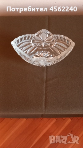 Кристална бонбониера, снимка 2 - Други ценни предмети - 52174297