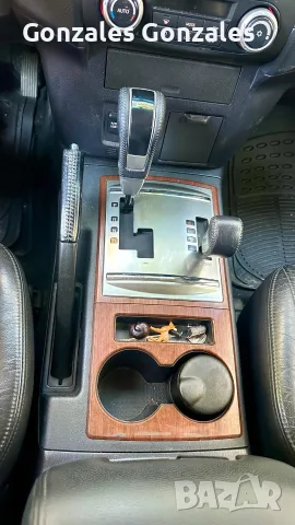 Mitsubishi Pajero, снимка 9 - Автомобили и джипове - 56155076