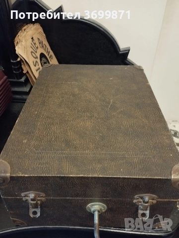 Грамофон на пружина., снимка 3 - Антикварни и старинни предмети - 51933450