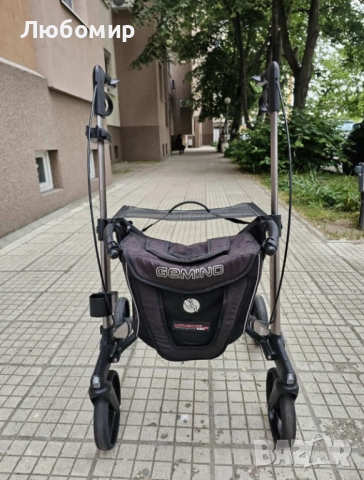 Сгъваема Професионална Проходилка за възрастни и болни хора, снимка 5 - Грижа за възрастни - 52101661