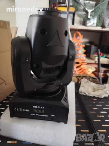 Moving head дискотечно осветление 