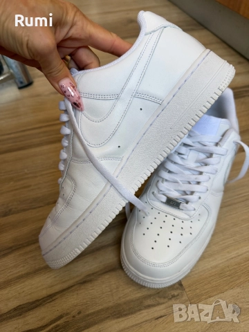 Оригинални кецове NIKE AIR FORCE 1 '07 LE ! 44,5 н, снимка 4 - Маратонки - 29701440