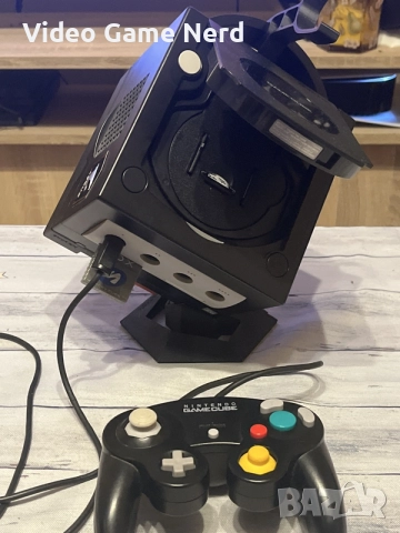 Nintendo GameCube (моднат) + Game Boy Player + контролер + 3x 250GB | Само РАЗМЯНА