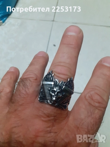 Рокерски пръстен