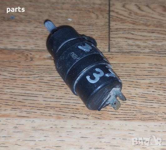 Помпа Казанче Чистачки VW Голф 3, снимка 3 - Части - 53529976