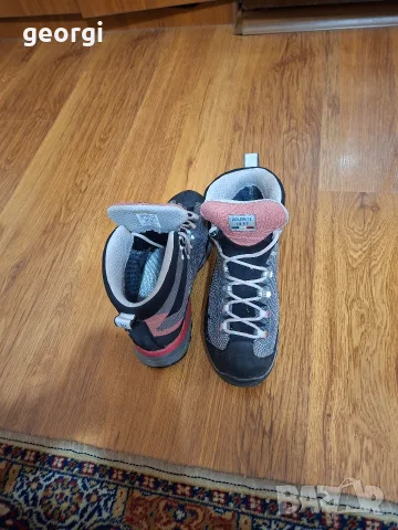 Туристически Дамски обувки за преходи Dolomite goretex 40, снимка 5 - Спортна екипировка - 56261983