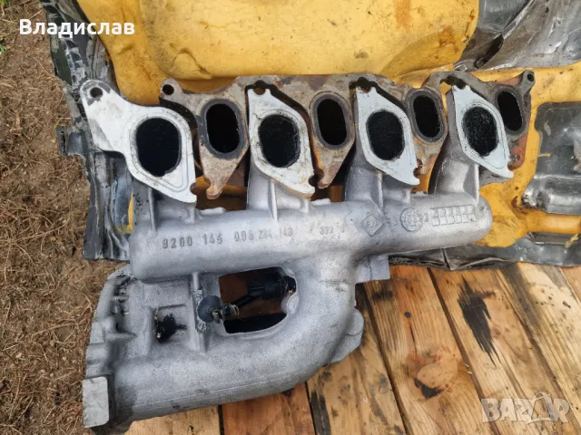 Всмукателния и изпускателния колектор за Volvo v40 , снимка 2 - Части - 47536658