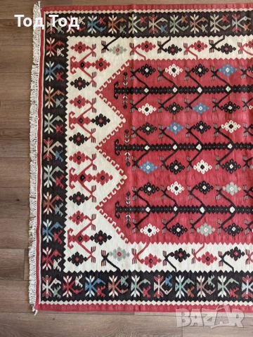 Чипровски килим Медальон , снимка 5 - Килими - 55720275