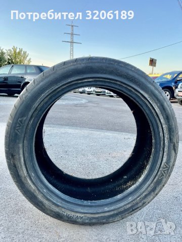 Единична гума 235/45/17 Yokohama , снимка 3 - Гуми и джанти - 42568014