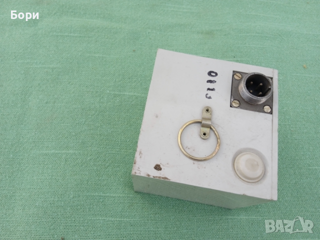 Родина-захранване за военно радио Родина