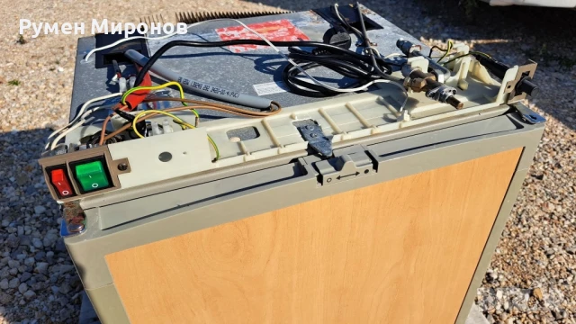 Продавам хладилник за кемпер или каравана. , снимка 9 - Каравани и кемпери - 51310280