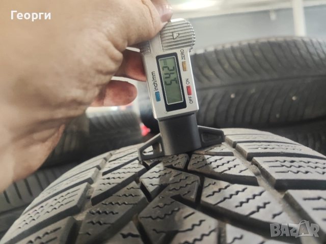 4бр.зимни гуми 215/55/17 Semperit, снимка 2 - Гуми и джанти - 52410142