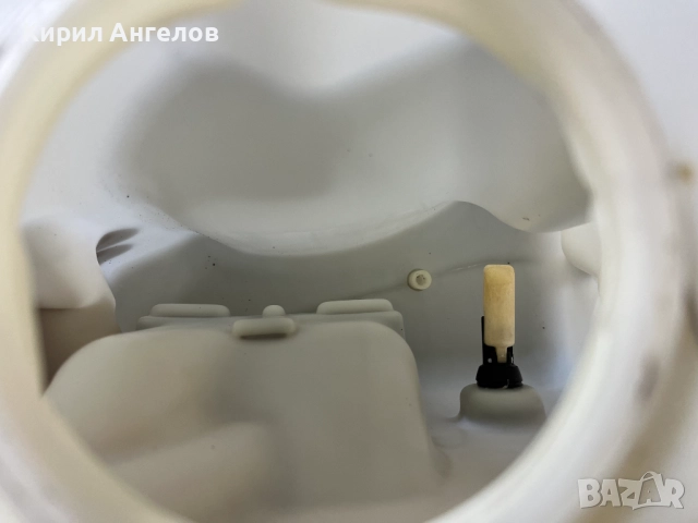 Казанчето на чистачките за Mercedes C-class W203 / CLK W209, снимка 8 - Части - 51676812