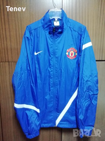 Manchester United Nike оригинално яке горнище горница Манчестър Юнайтед , снимка 1 - Спортни дрехи, екипи - 41510209