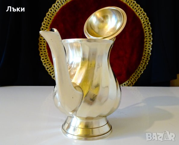 Бронзова кана за ракия,чайник,релеф. , снимка 2 - Антикварни и старинни предмети - 35816990