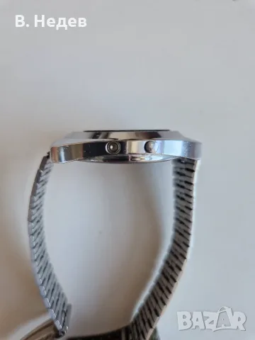 Электроника 5 - легендарен съветски кварцов часовник! Като нов!, снимка 5 - Мъжки - 55957829