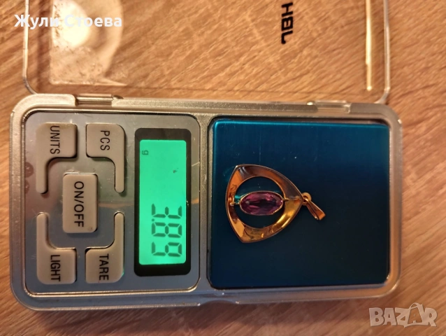 Руска златна висулка с аметист, снимка 2 - Колиета, медальони, синджири - 53706551