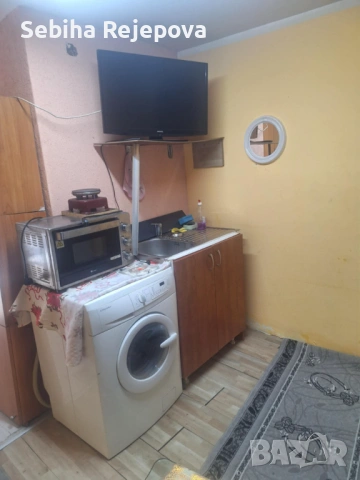 Самостоятелна стая под наем 