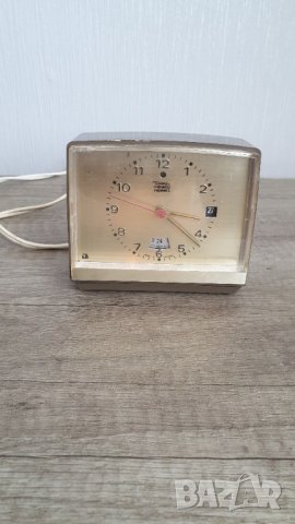 Стар немски будилник на ток, снимка 7 - Антикварни и старинни предмети - 41857065