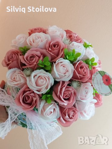 Голям букет със двайсет и седем сапунени рози, снимка 6 - Подаръци за жени - 40295535