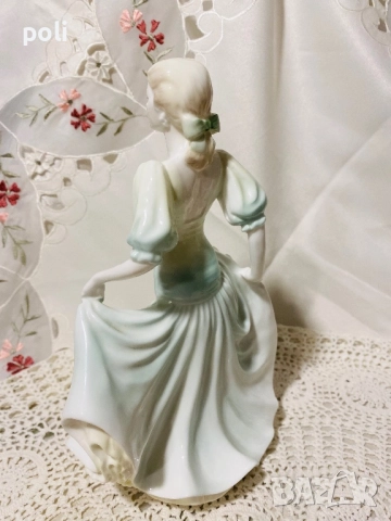 порцеланова статуетка, снимка 5 - Статуетки - 52399048