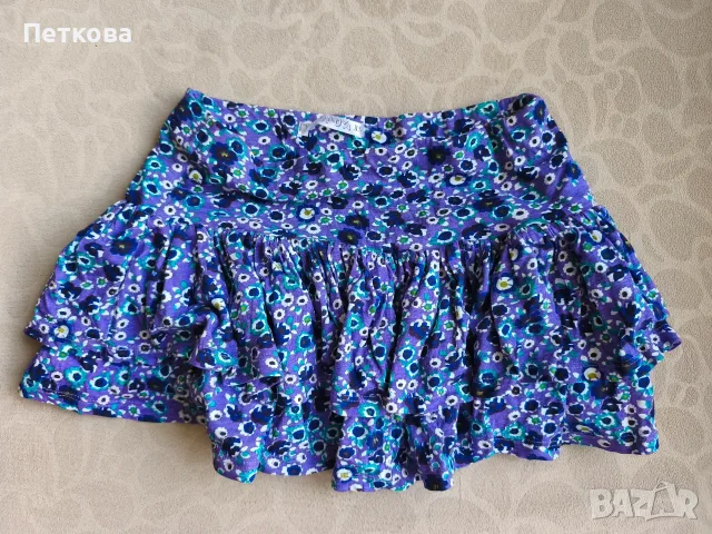 Момичешка поличка с волани