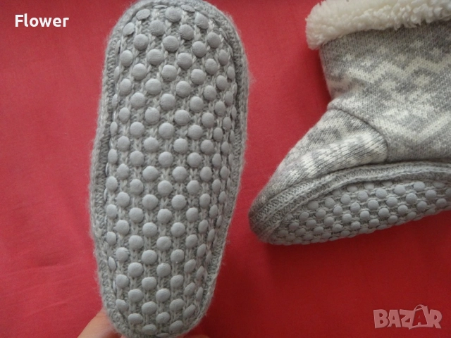 Нови Бебешки/Детски пантофи НМ 18/19 номер сиви, снимка 4 - Детски пантофи - 52954834