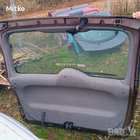 Капак Заден За Фиат Мултипла 2001г / Fiat Multipla 2001y, снимка 2 - Части - 44582154