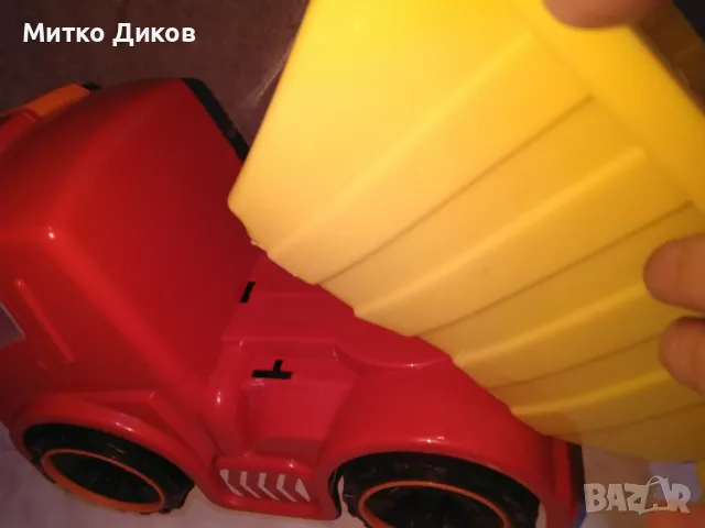 Детски самосвал нов 35х26см, снимка 8 - Коли, камиони, мотори, писти - 48299753