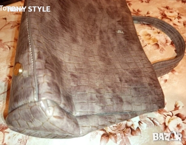 Нова Кожена Дамска Чанта , снимка 9 - Чанти - 53686208