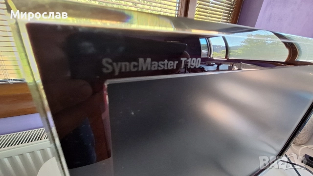 Продавам монитор Samsung, снимка 3 - Монитори - 51512491