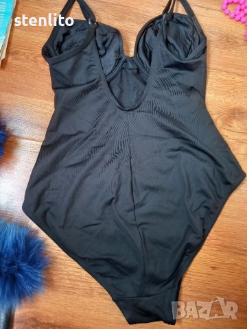 Черен цял дамски бански размер S/М, снимка 4 - Бански костюми - 41203527