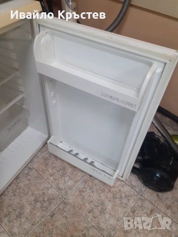Продавам хладилник , снимка 3 - Хладилници - 53597827