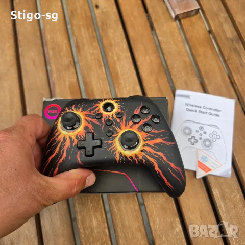 Безжичен гейминг контролер с RGB подсветка и уникален огнен дизайн (Flames / Lava), снимка 5 - Аксесоари - 56162469