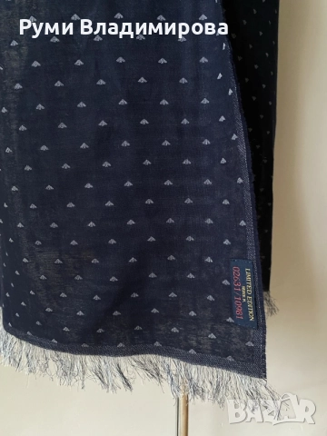 Тъмносин Шал Armani Jeans/ Limited edition, снимка 8 - Шалове - 56223061