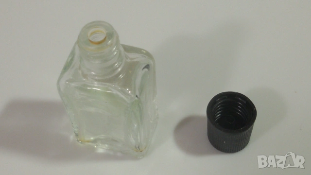 Лот стари парфюми, шишета и кутийки от парфюми, снимка 8 - Колекции - 53358215