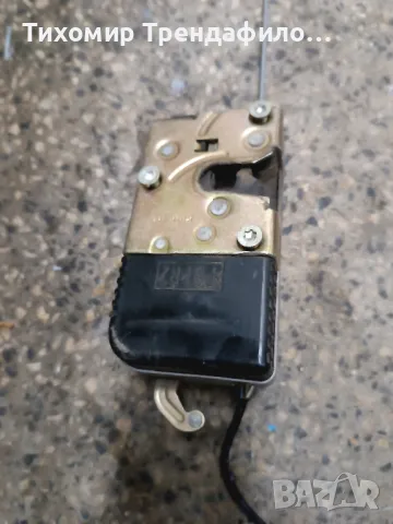 брава за предна дясна врата ланчия федра, пежо 807, ситроен ц8, фиат улис 2003г, снимка 5 - Части - 47976266