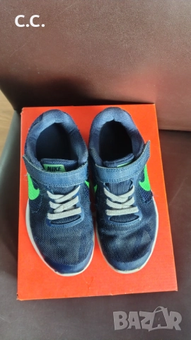 Оригинални Nike маратонки, номер 29.5, снимка 3 - Детски маратонки - 52001091