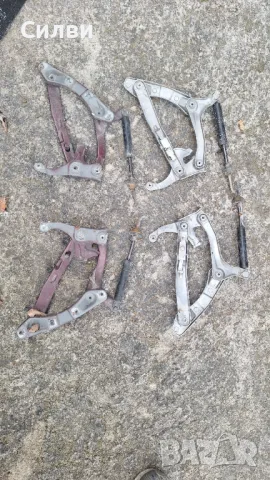 Панти за преден капак от Мерцедес Ц класа В202 за Mercedes W202 C class лява дясна предна панта, снимка 1