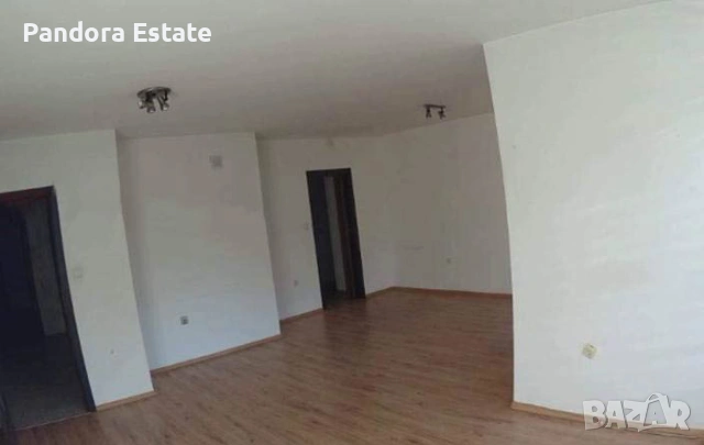 Продава тристаен апартамент в Центъра, снимка 3 - Апартаменти - 53799121