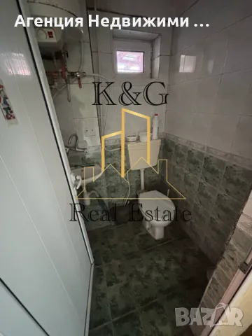 Двуетажна тухлена на гредоред къща в кв " Житница " , снимка 9 - Къщи - 50344366