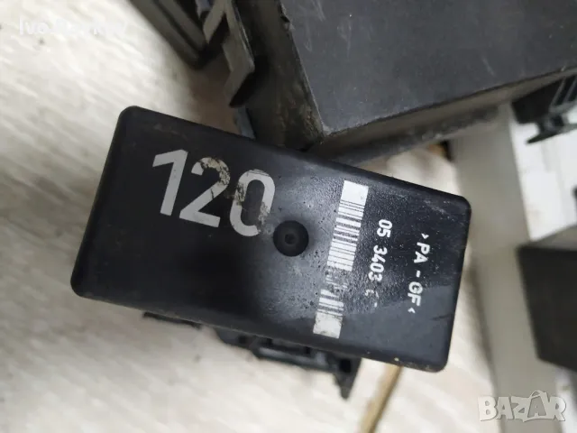  Реле подгревни свещи за Volkswagen Golf III , 1H0 906 123 , 120, снимка 3 - Части - 48176684