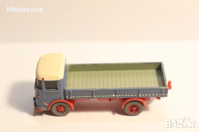 WIKING H0 1/87 BUSSING КАМИОН МОДЕЛ КОЛИЧКА, снимка 2 - Колекции - 52505926