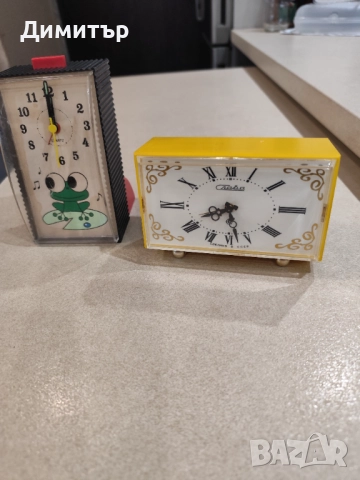 2 бр кварцови часовника НЕ работещи