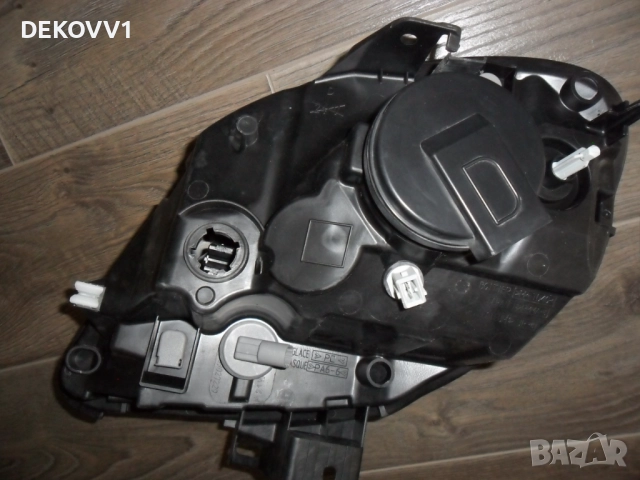 Продавам десен фар за рено канго 2003-2008г., снимка 2 - Части - 52593209