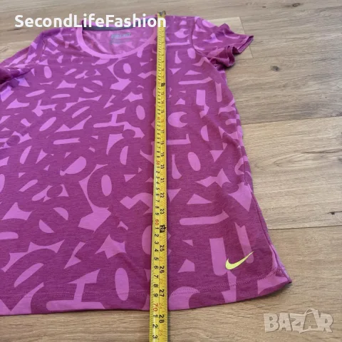Дамска тениска Nike Dry Fit размер М розова, снимка 4 - Тениски - 55817598