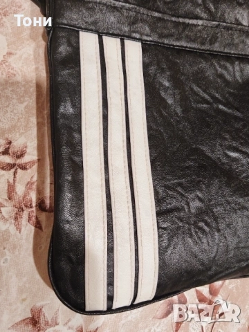 ADIDAS Оригинална Нова Кожена Дамска Чанта, снимка 5 - Чанти - 53686272